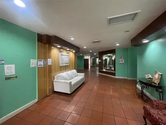 $99,000 | 3301 Spanish Moss Terrace, Unit 601, Lauderhill, FL 33319