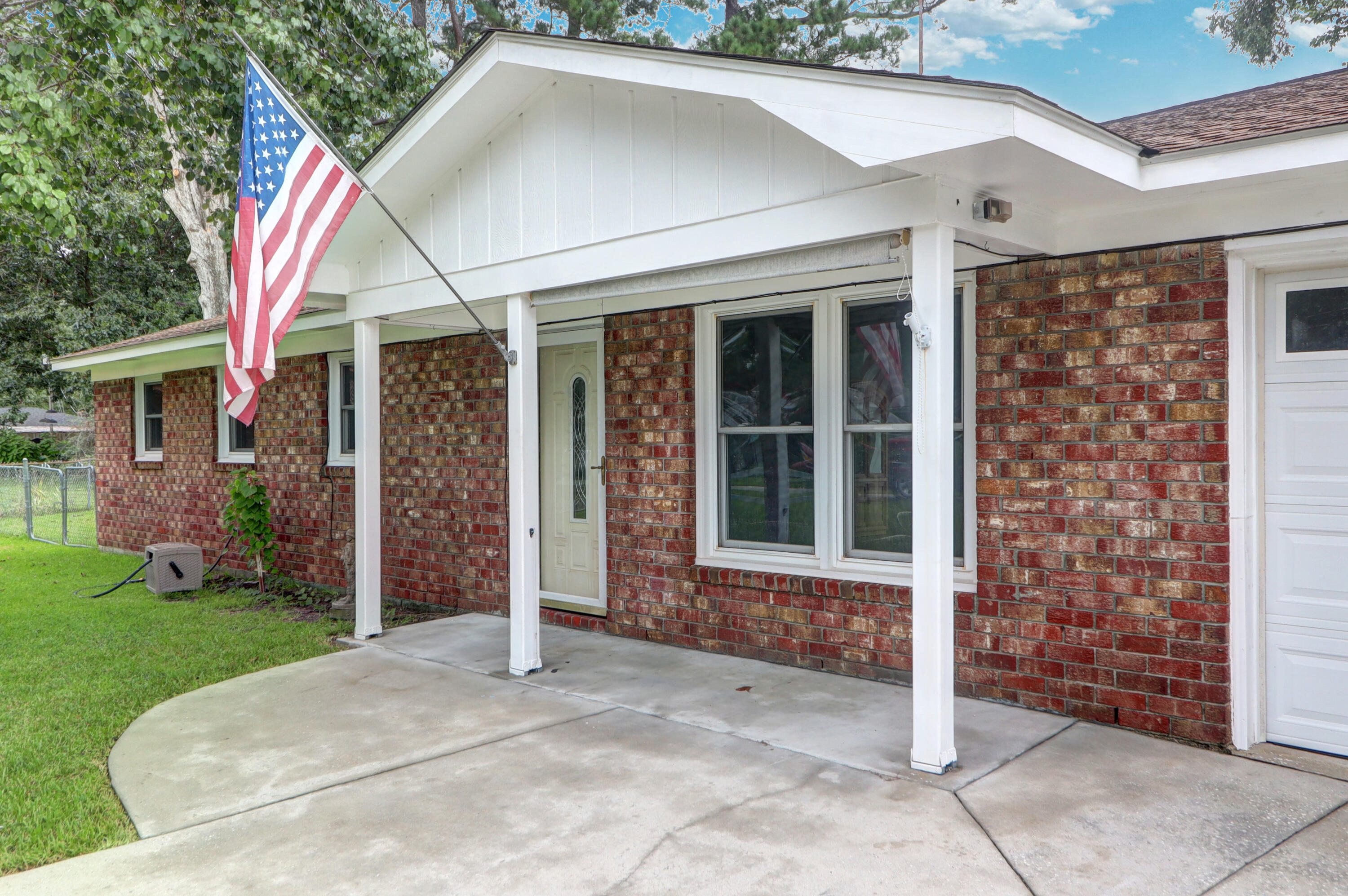 108 County Rd S-18-550 Summerville, SC 29485 - Photo 27 of 40 108 Robin -Tidalcreekphoto- (5)