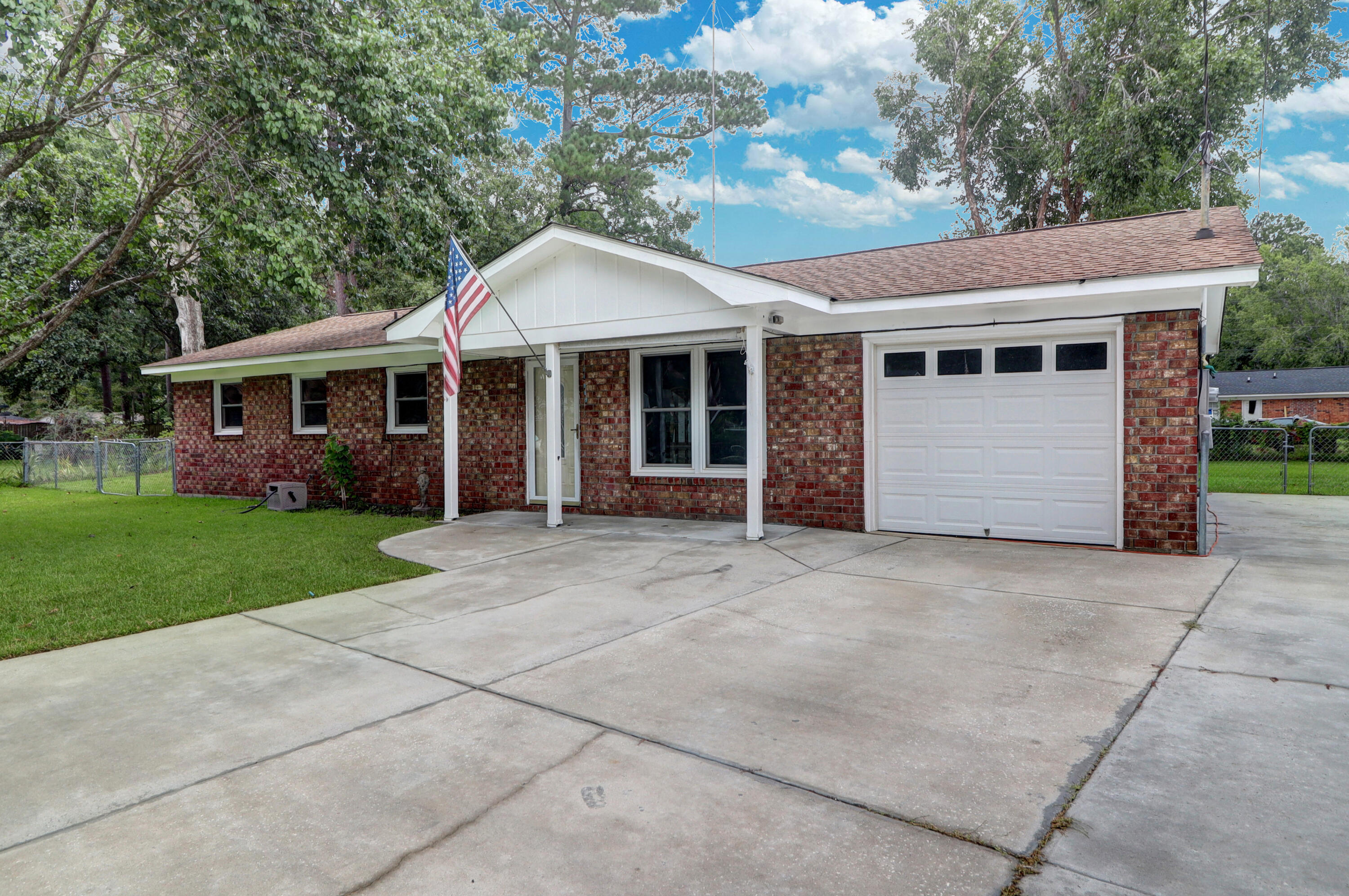108 County Rd S-18-550 Summerville, SC 29485 - Photo 28 of 40 108 Robin -Tidalcreekphoto- (6)