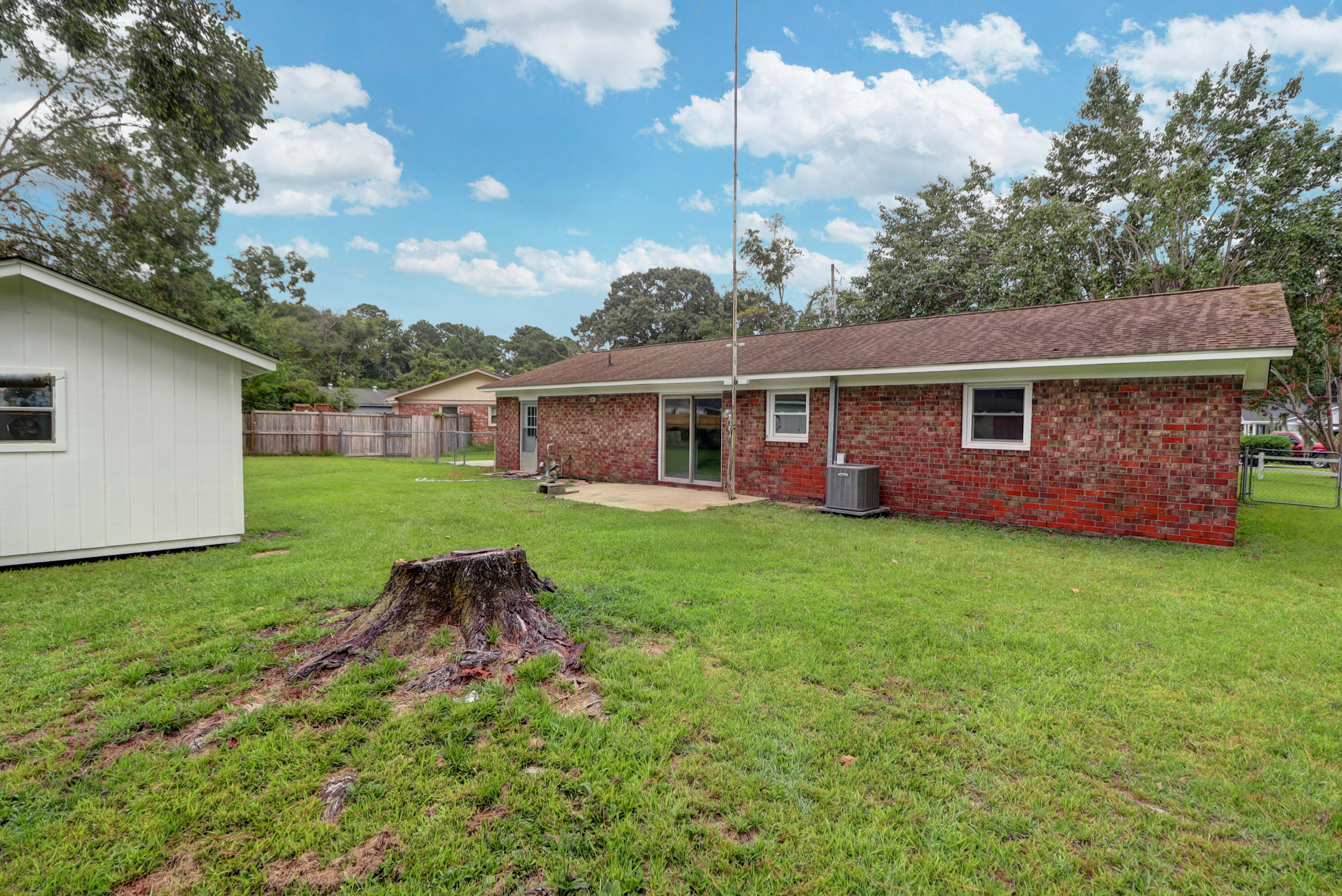 108 County Rd S-18-550 Summerville, SC 29485 - Photo 32 of 40 108 Robin -Tidalcreekphoto- (16)