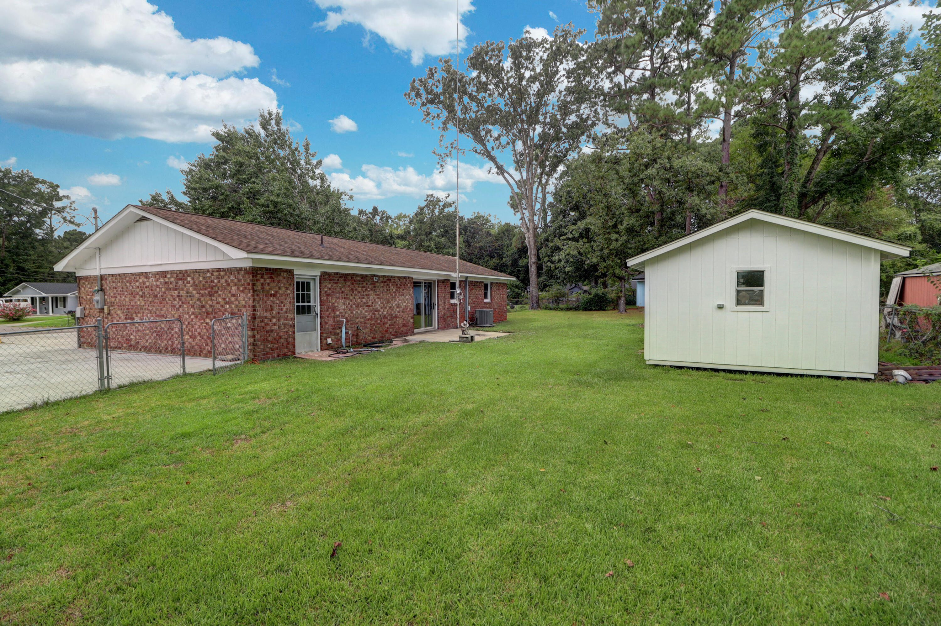 108 County Rd S-18-550 Summerville, SC 29485 - Photo 37 of 40 108 Robin -Tidalcreekphoto- (12)