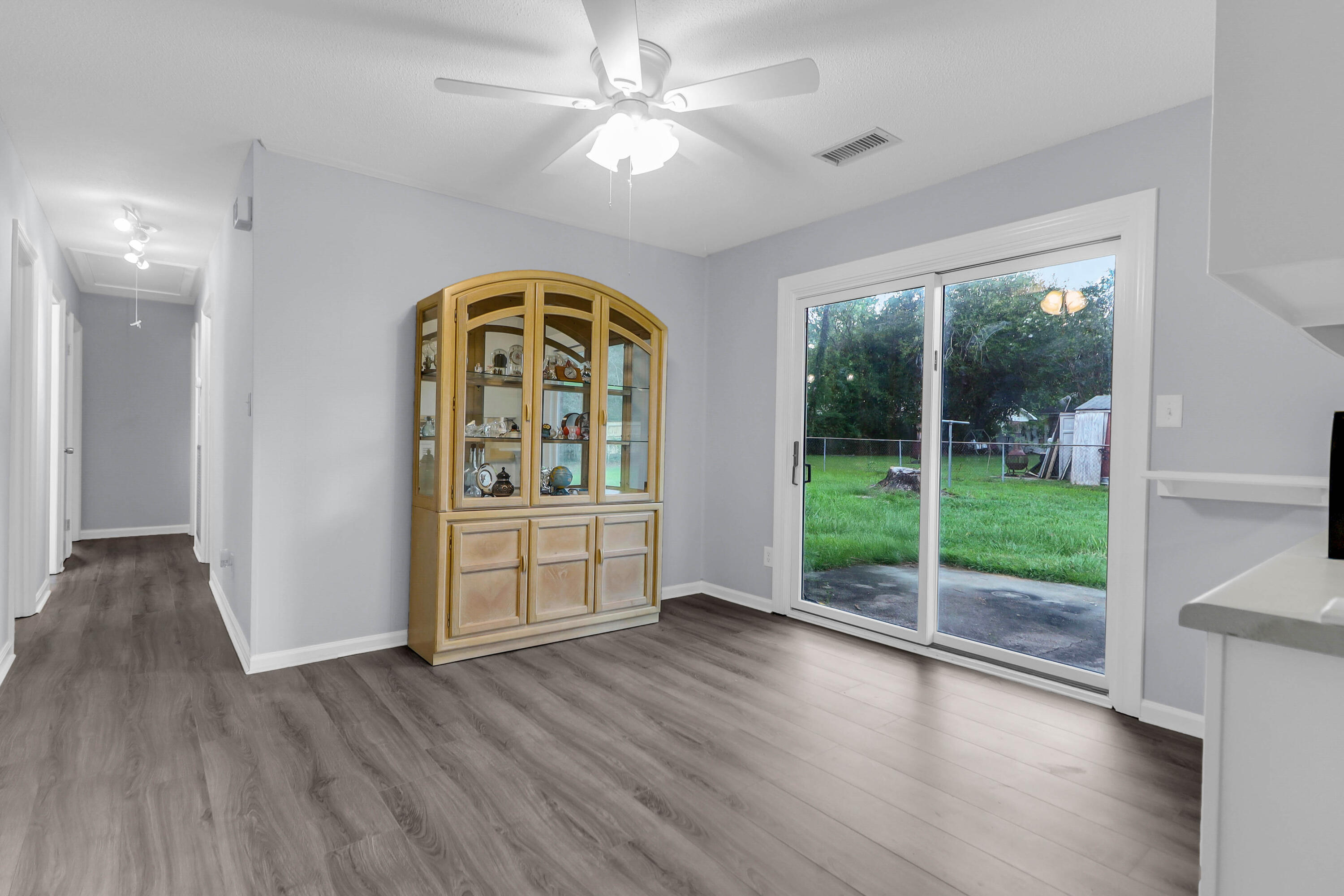 108 County Rd S-18-550 Summerville, SC 29485 - Photo 9 of 40 108 Robin Ct -Tidalcreekphoto- (9)