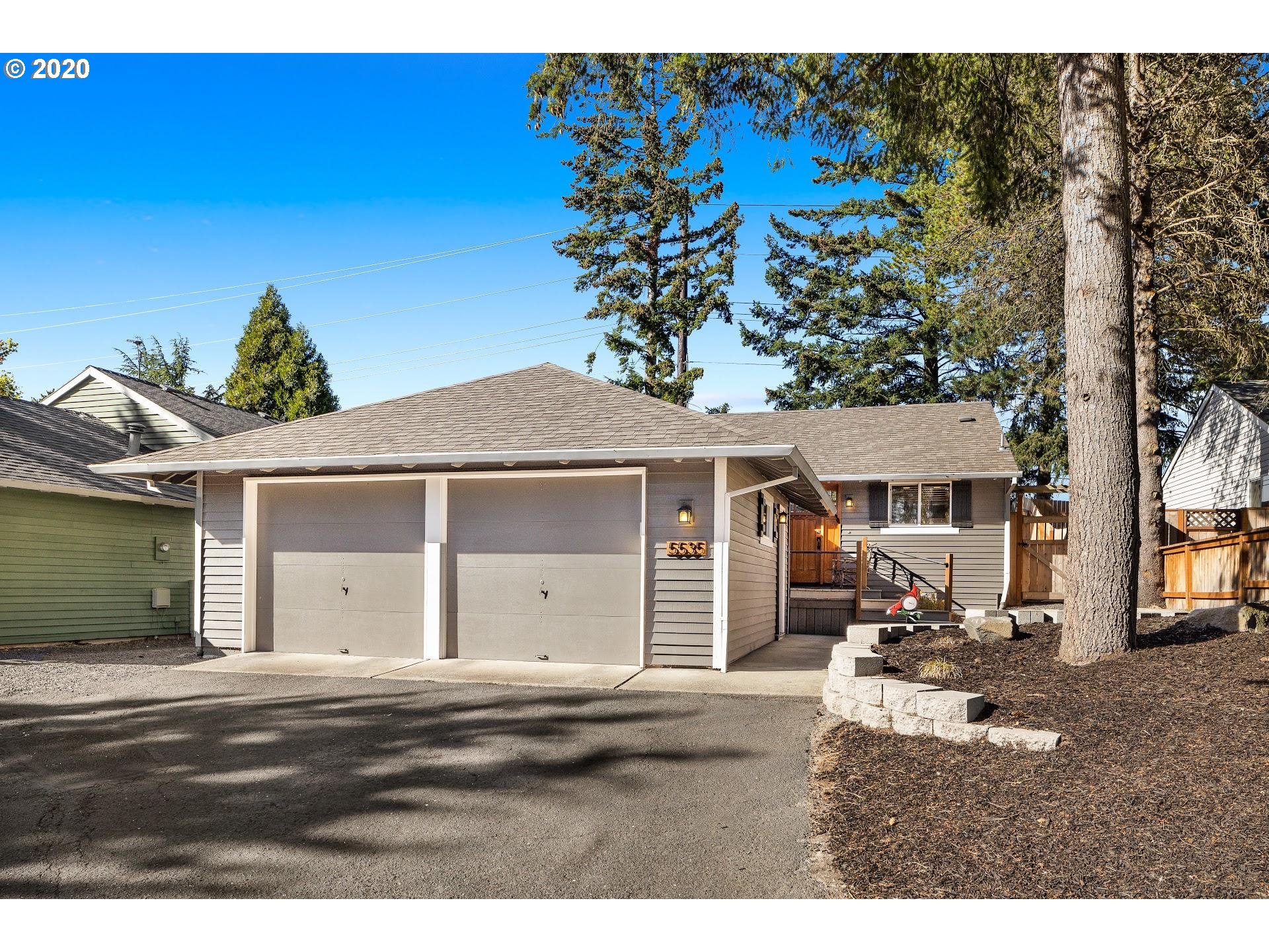 5535 Northwest Ridgemoor Court Portland, OR 97229 - Photo 1 of 23 Gallery Image 1