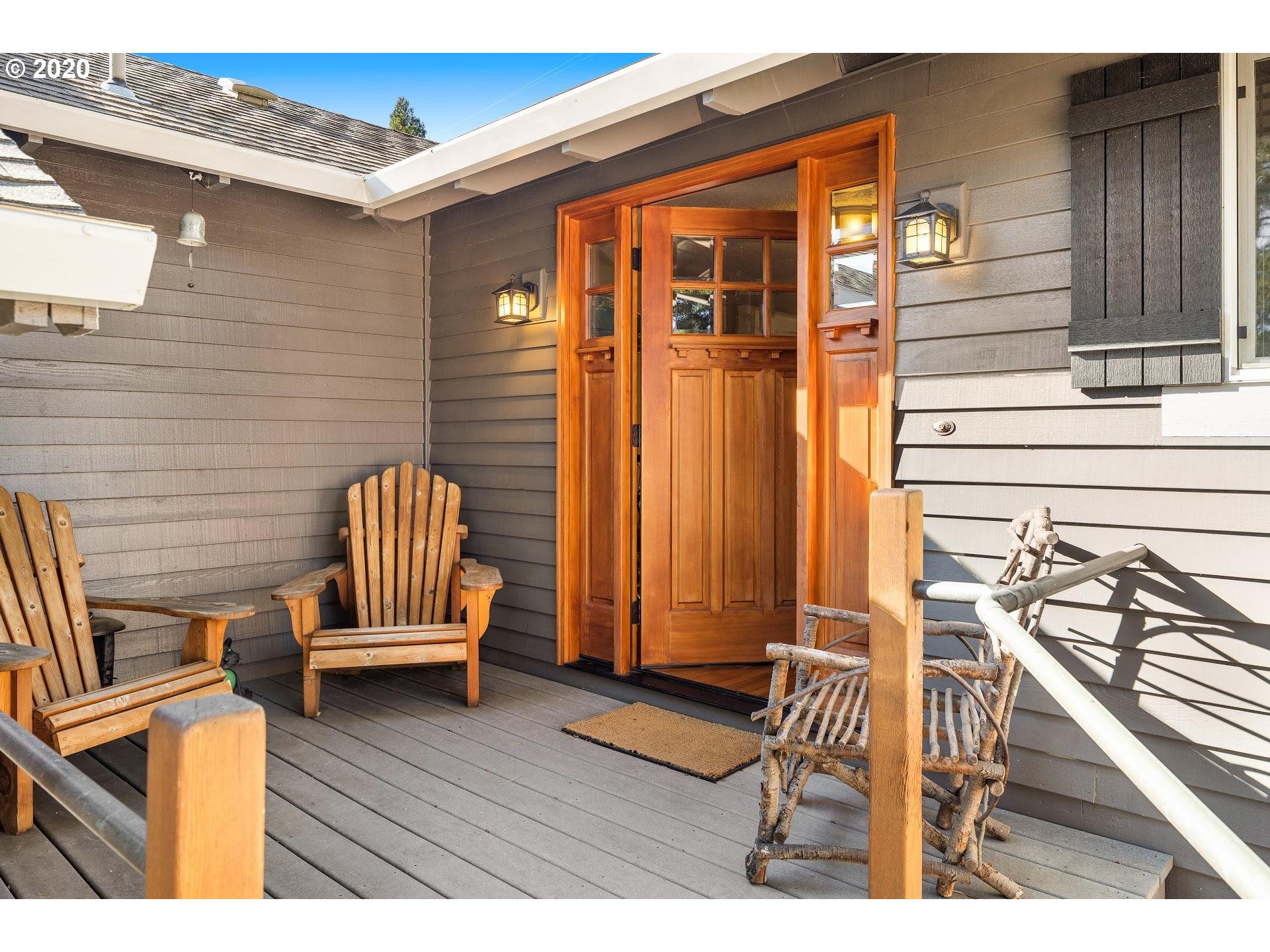 5535 Northwest Ridgemoor Court Portland, OR 97229 - Photo 3 of 23 Gallery Image 3