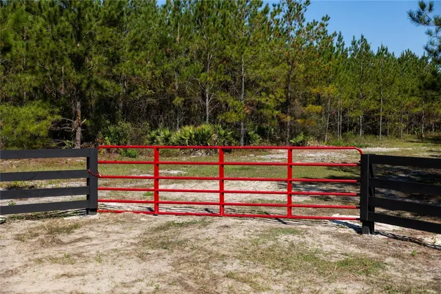 $7,181,700 | 0 Highway 301, Callahan, FL 32011