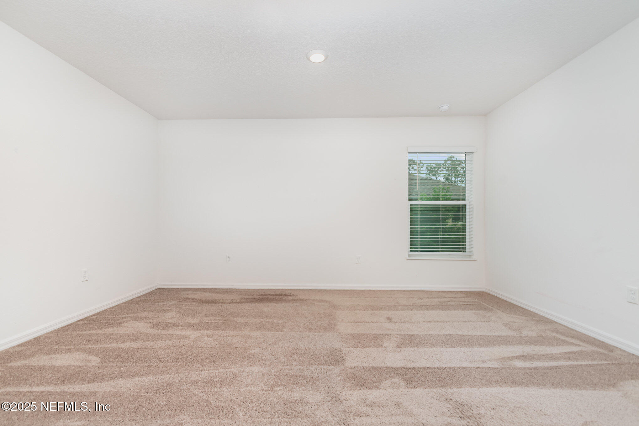 32 Rylin Lane Palm Coast, FL 32164 - Photo 6 of 15 005_dsc_5783-edit_679