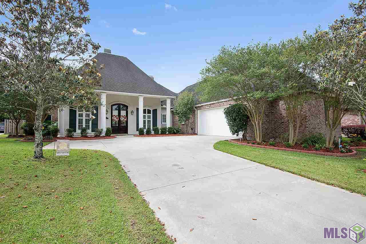 18334 Cedar Line Drive Baton Rouge, LA 70817 - Photo 2 of 22 Gallery Image 2
