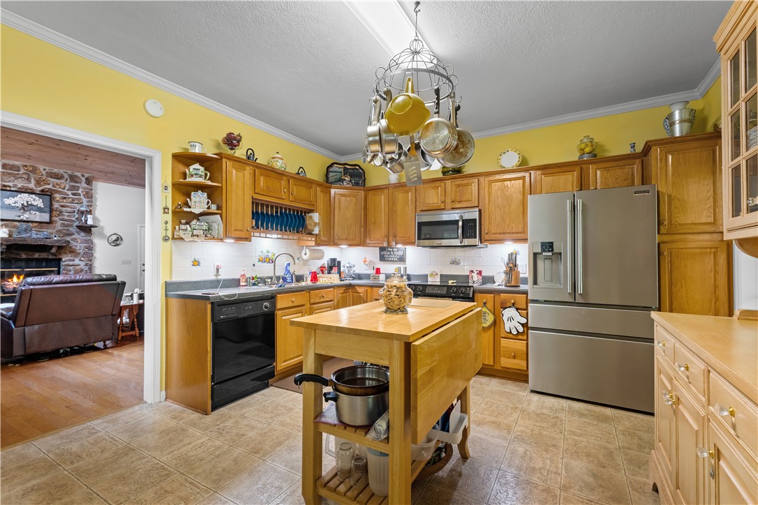 420 Shadow Lane Clinton, AR 72031 - Photo 6 of 35 Gallery Image 6