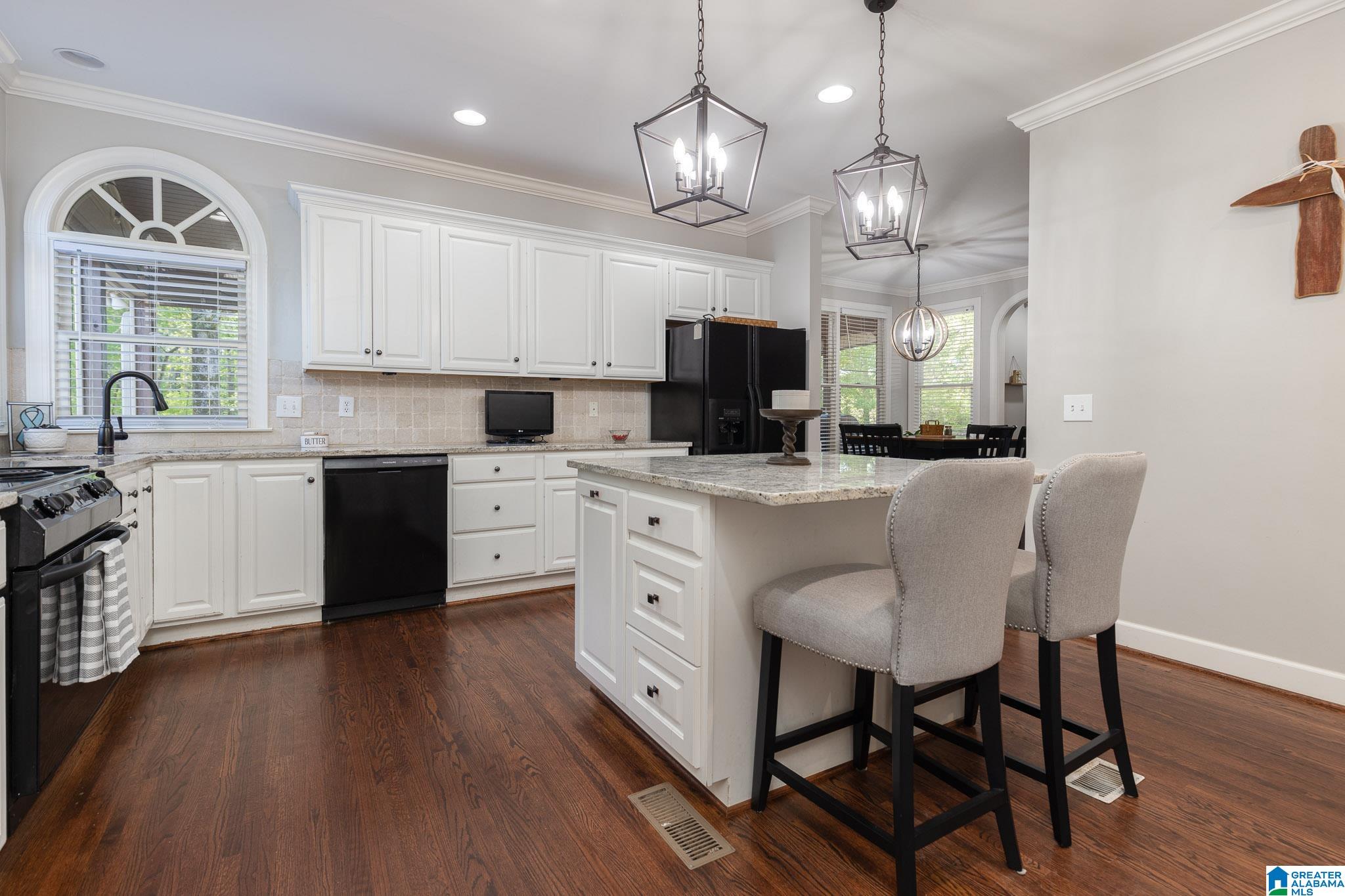 156 Maple Trace Birmingham, AL 35244 - Photo 11 of 37