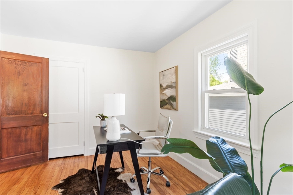28 Valentine Road Framingham, MA 01702 - Photo 12 of 26