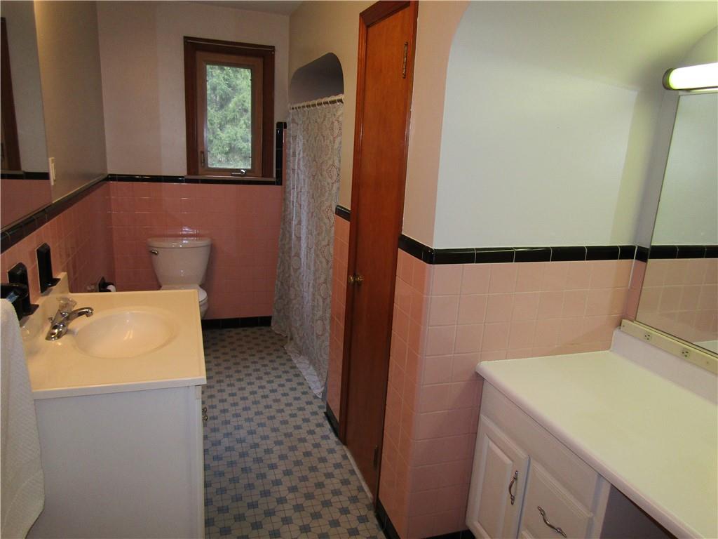 1344 Pittsburgh Road Valencia, PA 16059 - Photo 11 of 16 Gallery Image 11