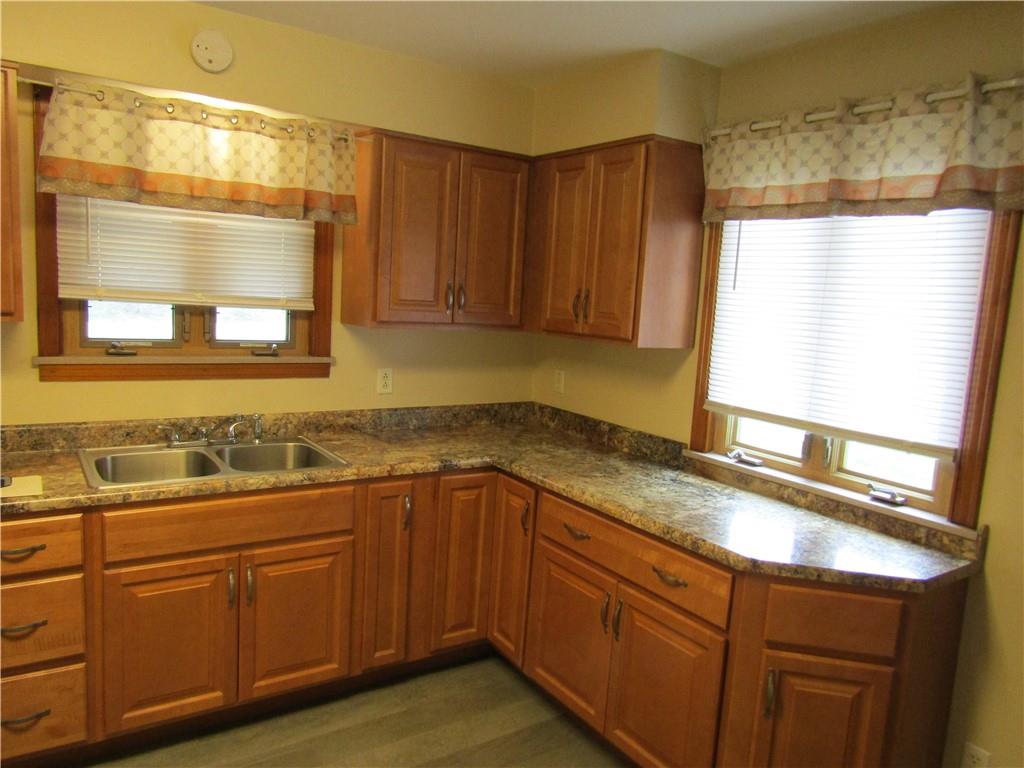 1344 Pittsburgh Road Valencia, PA 16059 - Photo 8 of 16 Gallery Image 8