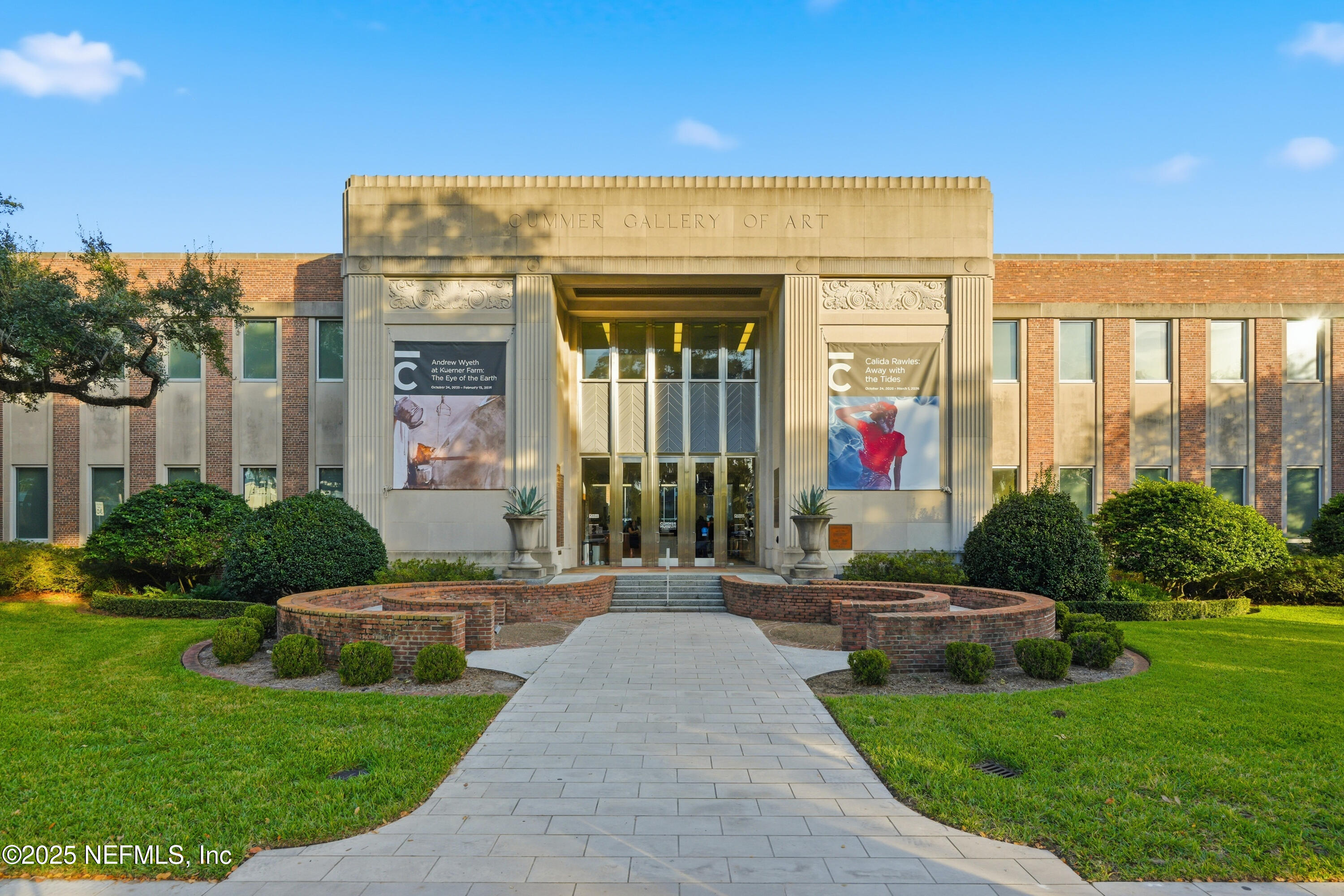 3319 Pine Street, Unit 7 Jacksonville, FL 32205 - Photo 26 of 37 a view of a building with garden