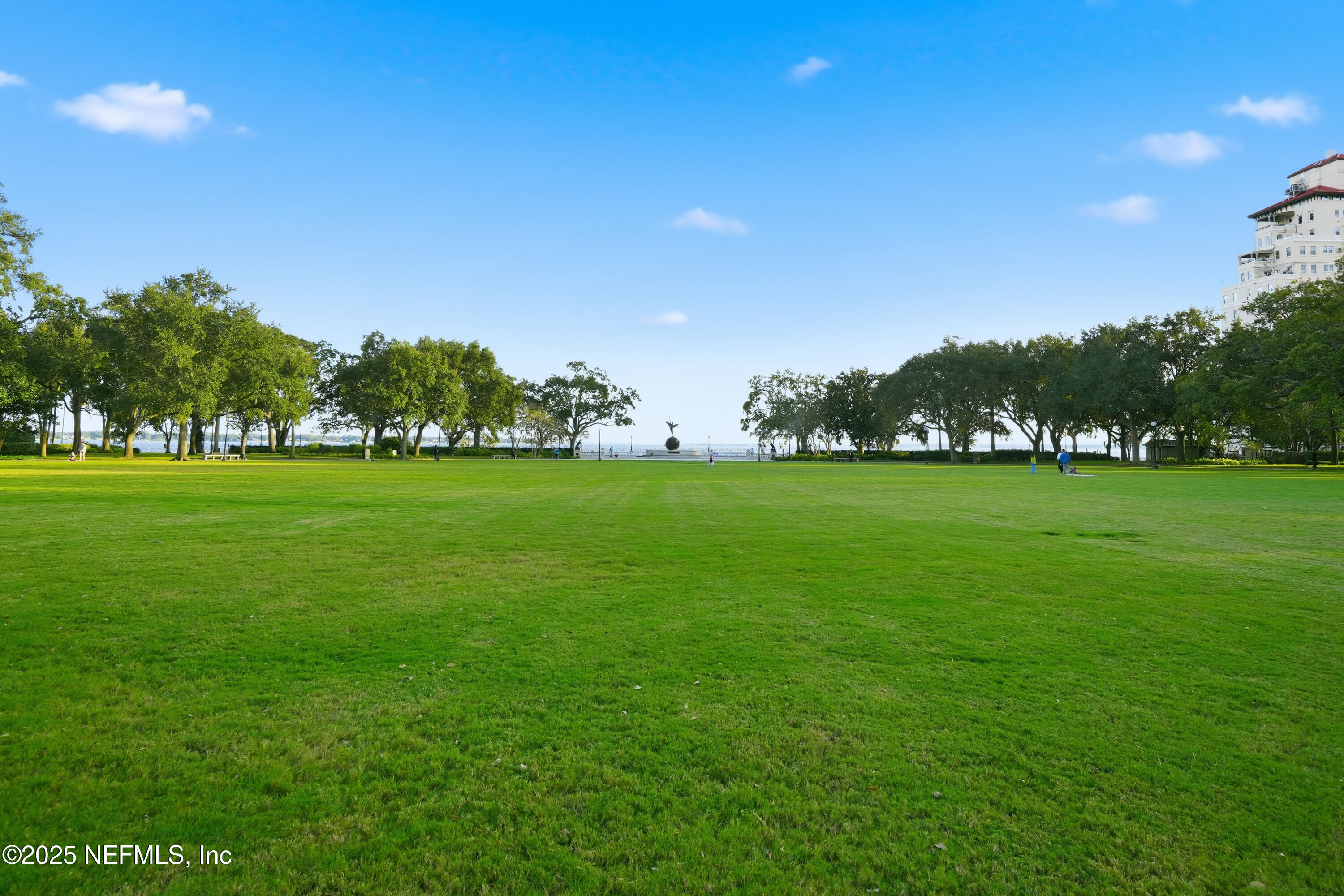 3319 Pine Street, Unit 7 Jacksonville, FL 32205 - Photo 35 of 37 a view of a golf course
