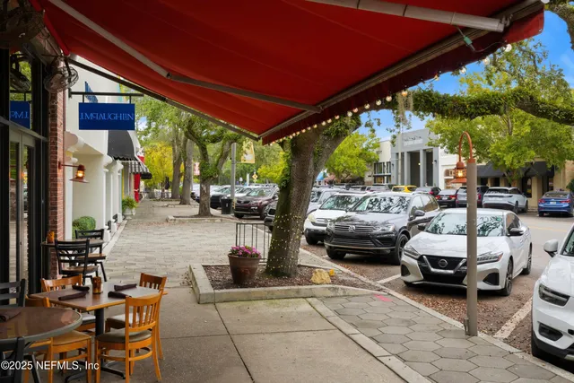 $1,800 | 3319 Pine Street, Unit 7, Jacksonville, FL 32205