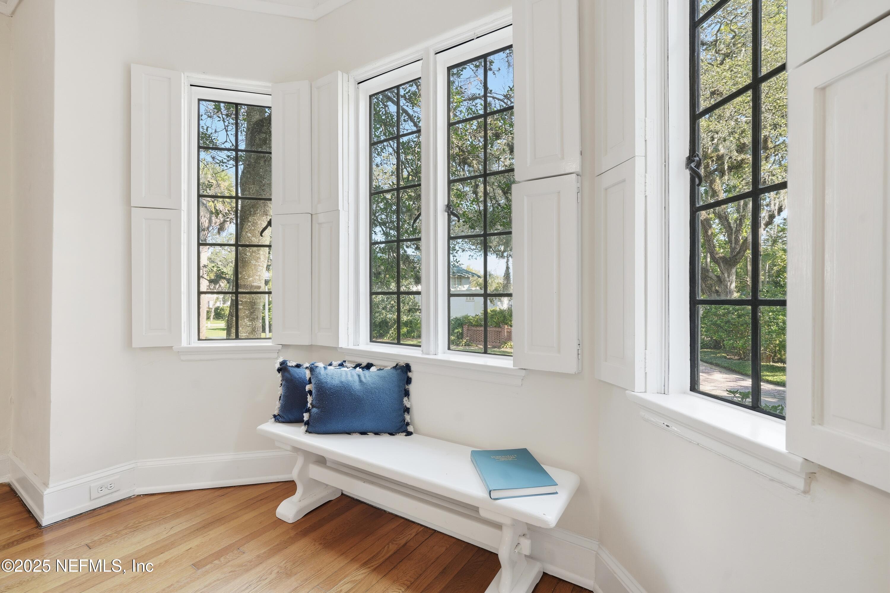 3319 Pine Street, Unit 7 Jacksonville, FL 32205 - Photo 6 of 37 a living room with furniture and a window