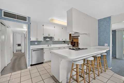 $320,000 | 3311 West Paradise Drive, Phoenix, AZ 85029