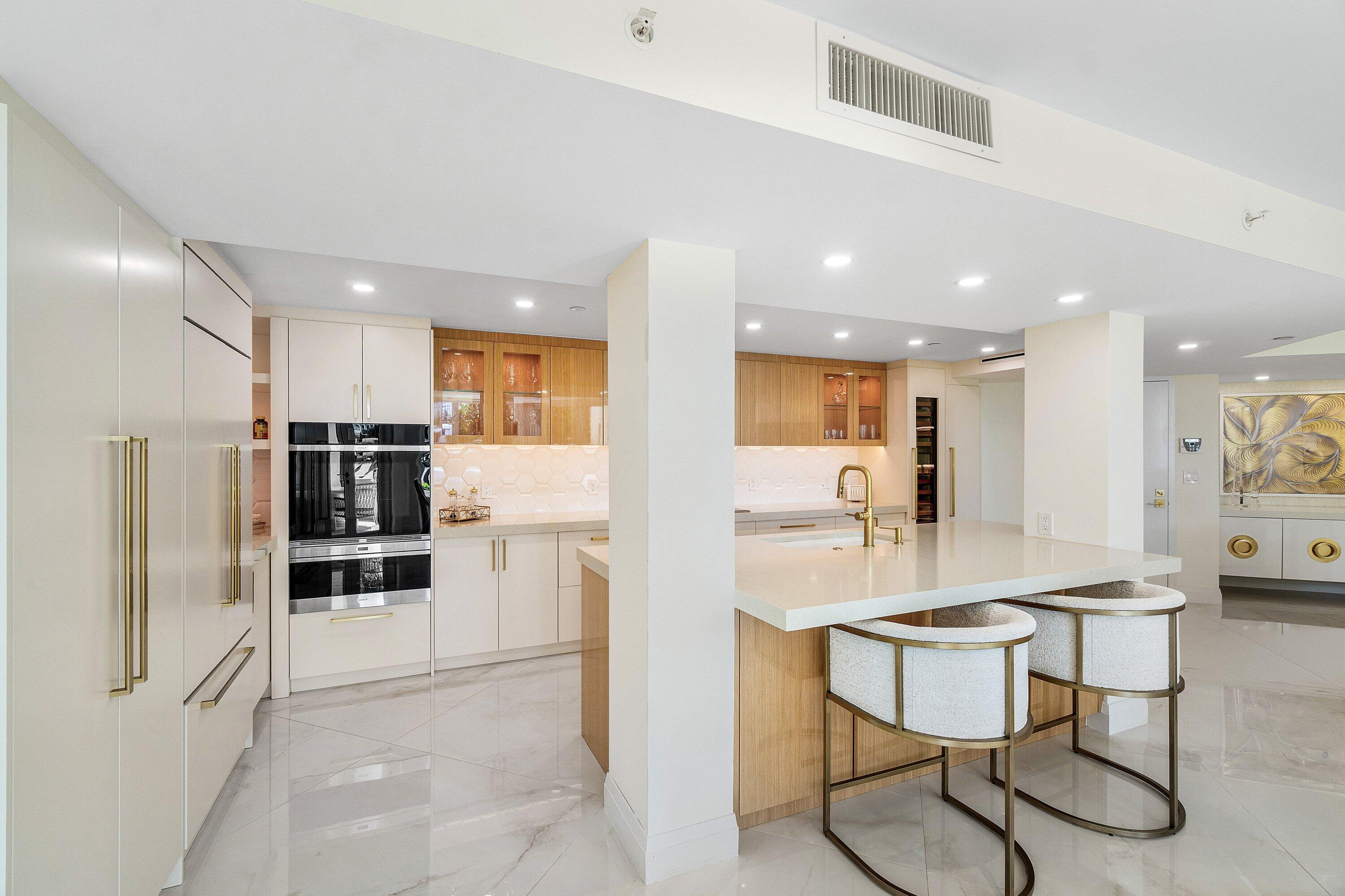 100 Southeast 5th Avenue, Unit 103 Boca Raton, FL 33432 - Photo 7 of 52 005-100Southeast5thAvenue-103-BocaRaton-