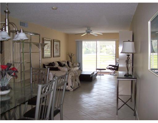 2054 Hythe A, Unit 2054 Boca Raton, FL 33434 - Photo 4 of 11 Additional Photo