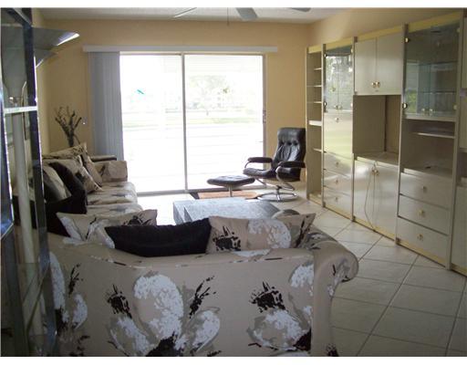 2054 Hythe A, Unit 2054 Boca Raton, FL 33434 - Photo 6 of 11 Additional Photo