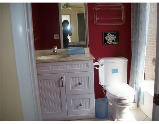 2054 Hythe A, Unit 2054 Boca Raton, FL 33434 - Photo 8 of 11 Additional Photo