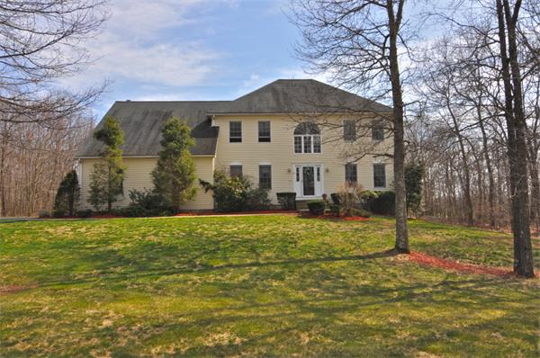 93 Jefferson Road Franklin, MA 02038 - Photo 1 of 19 Gallery Image 1