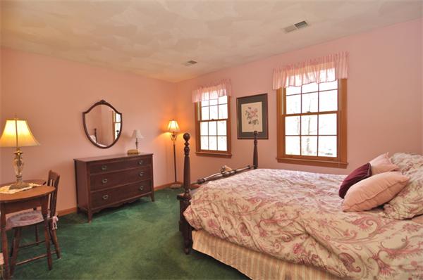 93 Jefferson Road Franklin, MA 02038 - Photo 18 of 19 Gallery Image 18