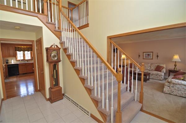 93 Jefferson Road Franklin, MA 02038 - Photo 4 of 19 Gallery Image 4