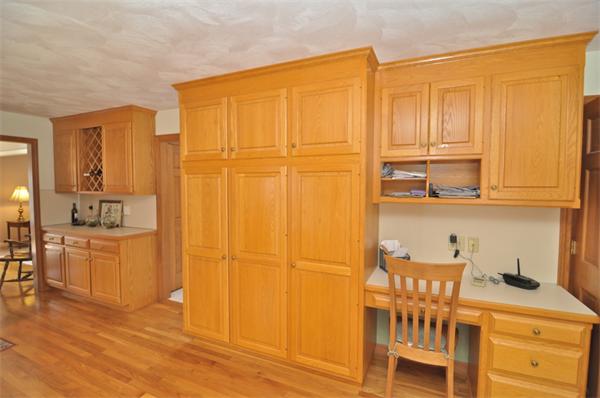 93 Jefferson Road Franklin, MA 02038 - Photo 9 of 19 Gallery Image 9