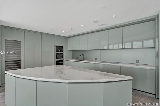 $3,345,000 | 18975 Collins Avenue, Unit 10003 5, Sunny Isles Beach, FL 33160