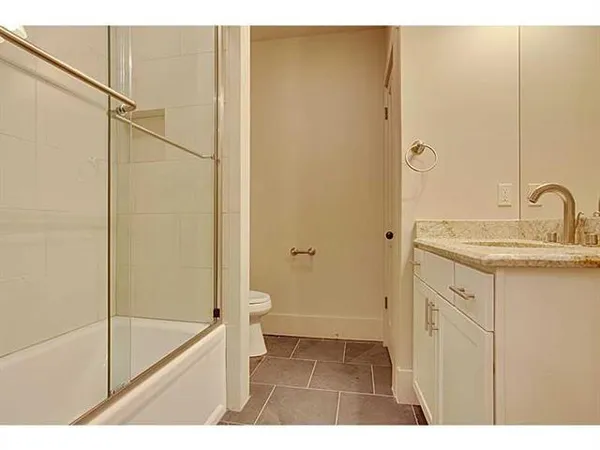 $2,100 | 713 St Ann Street, Unit 2C, New Orleans, LA 70116