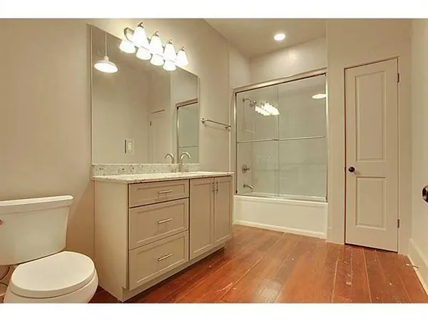 $2,100 | 713 St Ann Street, Unit 2C, New Orleans, LA 70116