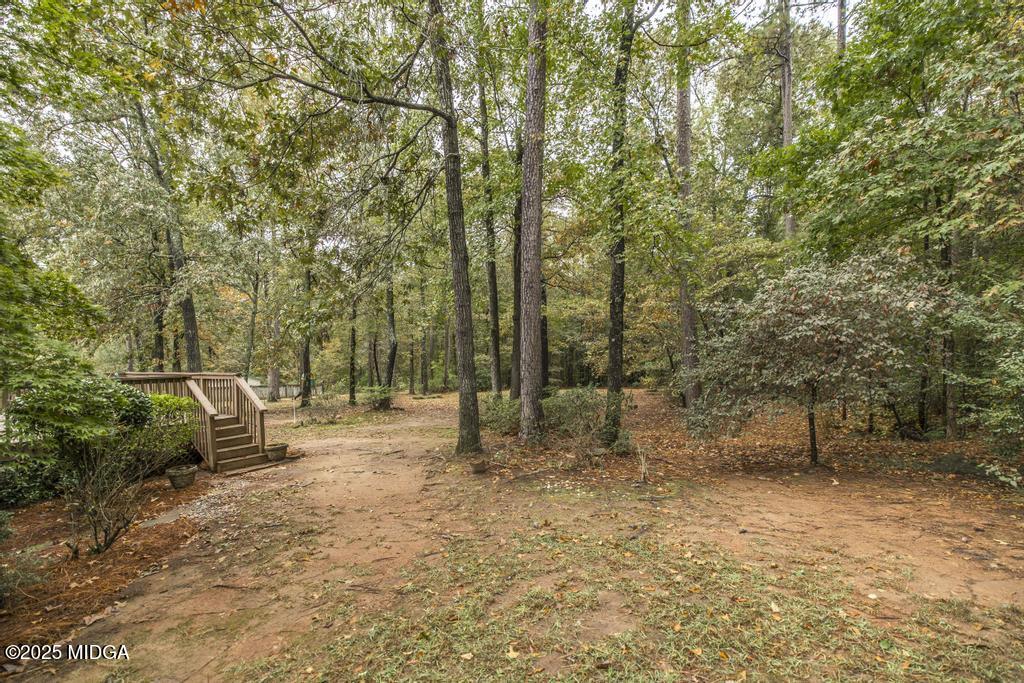 578 Edgefield Way Macon, GA 31210 - Photo 7 of 42 a view of outdoor space with trees