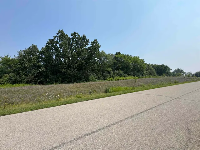 $145,000 | Commercial Drive, Unit 1, Waupaca, WI 54981