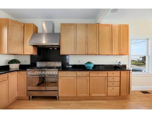 121 Albatross Road Quincy, MA 02169 - Photo 11 of 39 Gallery Image 11
