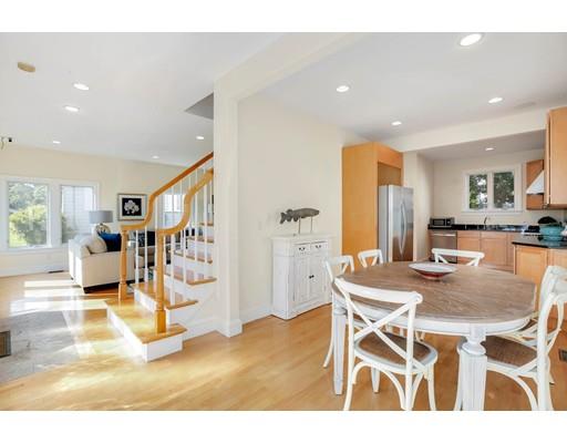 121 Albatross Road Quincy, MA 02169 - Photo 17 of 39 Gallery Image 17