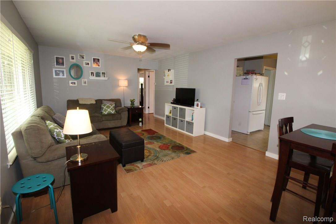 14168 Stark Road Livonia, MI 48154 - Photo 17 of 27 5_UFC7TE_still_lr2.jpg