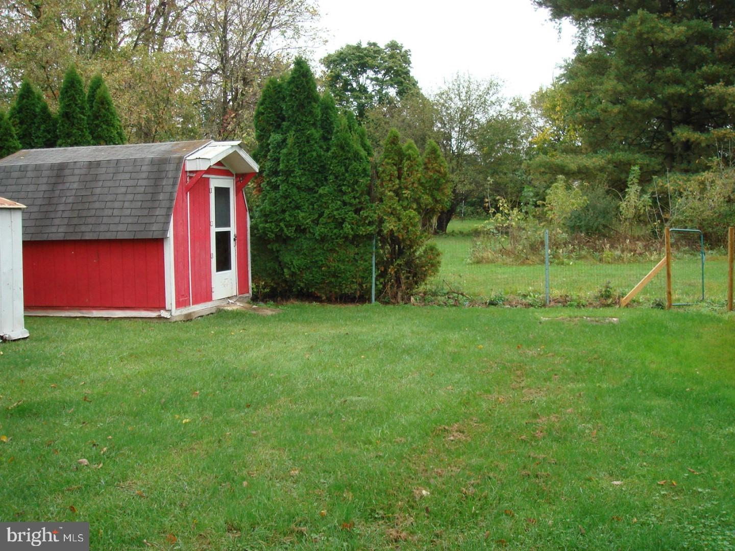 677 Lincoln Road Birdsboro, PA 19508 - Photo 5 of 23 Gallery Image 5