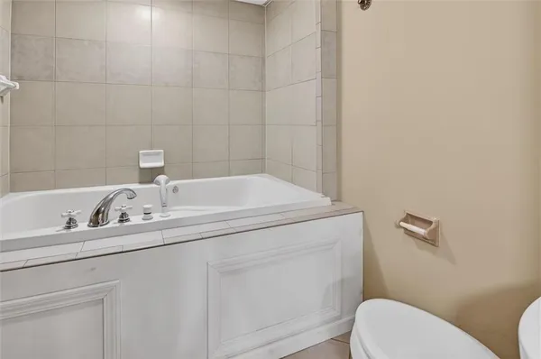 $660,000 | 462 Greenhurst Drive, Pittsburgh, PA 15243