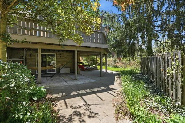 $660,000 | 462 Greenhurst Drive, Pittsburgh, PA 15243