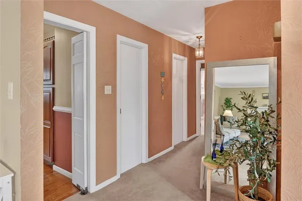 $660,000 | 462 Greenhurst Drive, Pittsburgh, PA 15243