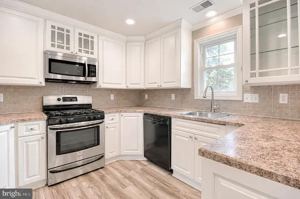 $395,000 | 40 Hayes Avenue, Westville, NJ 08093