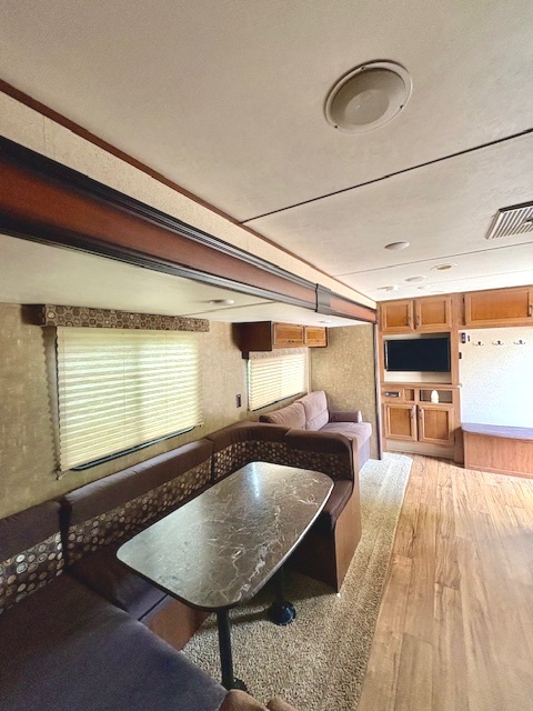 22-103 Woodhaven Sublette, IL 61367 - Photo 10 of 18 a living room with furniture and a table