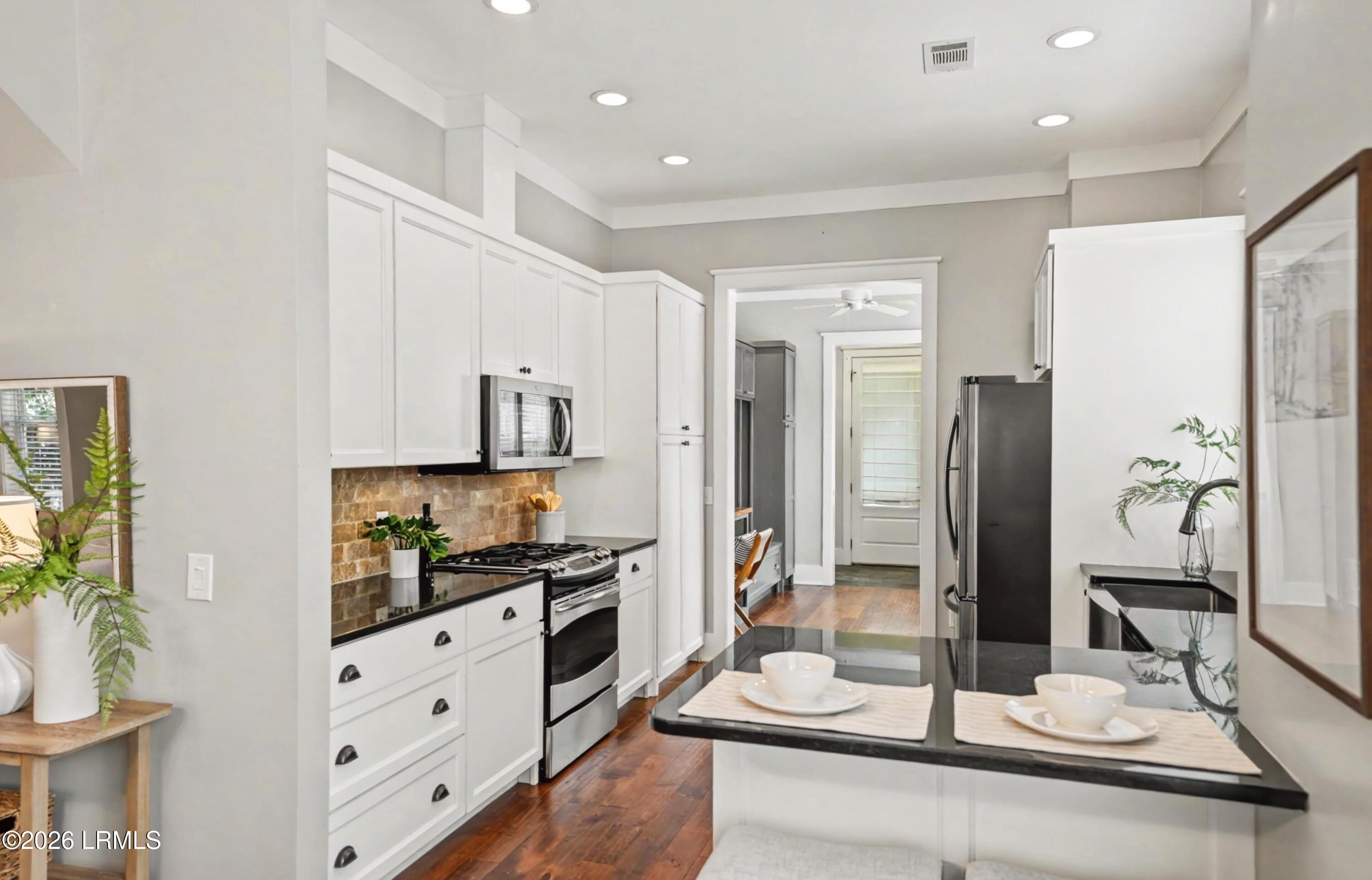 131 Fuller Street Beaufort, SC 29902 - Photo 17 of 70 18_DSC08061-87-1.jpg-FULL