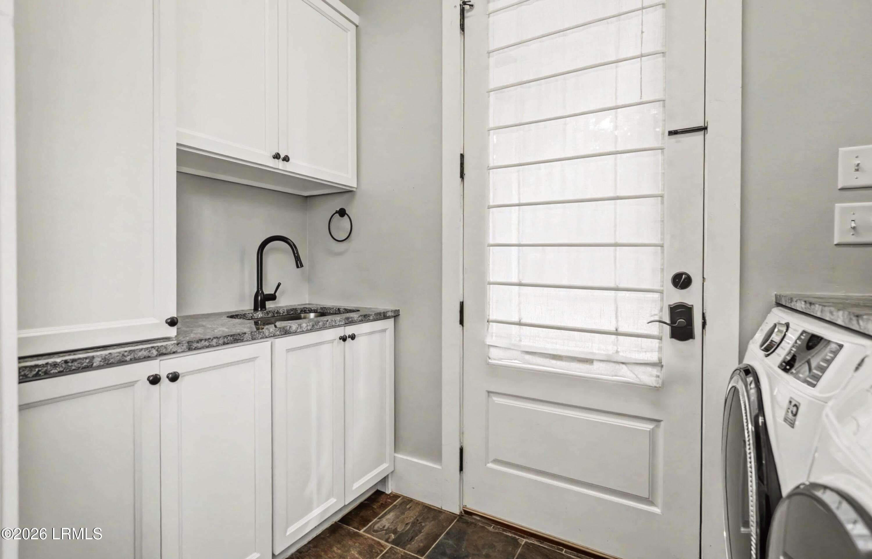 131 Fuller Street Beaufort, SC 29902 - Photo 24 of 70 25_DSC08104-125-1.jpg-FULL