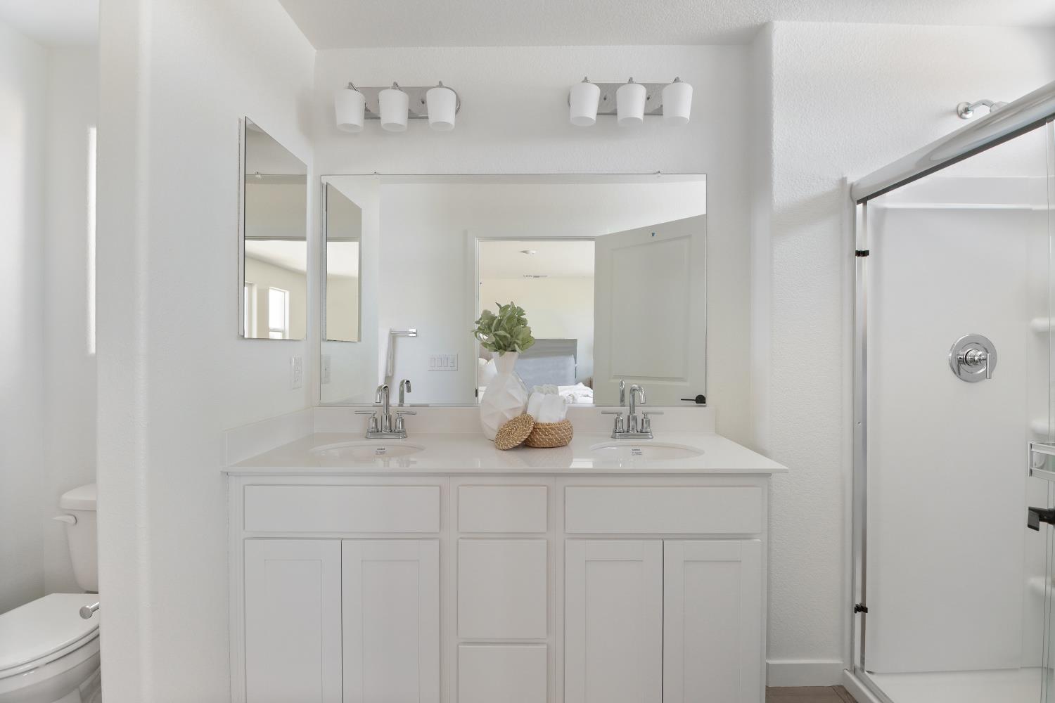 1108 Ashera Street Rocklin, CA 95765 - Photo 20 of 27 a bathroom with a sink and a mirror
