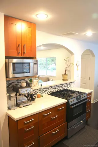 $4,295 | 264 Rosebay Drive, Encinitas, CA 92024