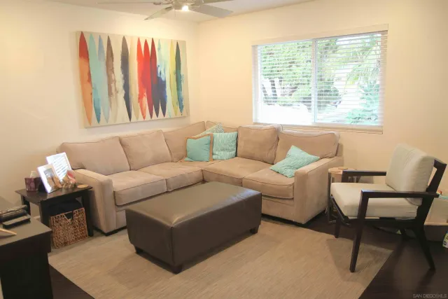 $4,295 | 264 Rosebay Drive, Encinitas, CA 92024