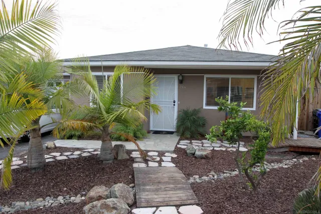 $4,295 | 264 Rosebay Drive, Encinitas, CA 92024