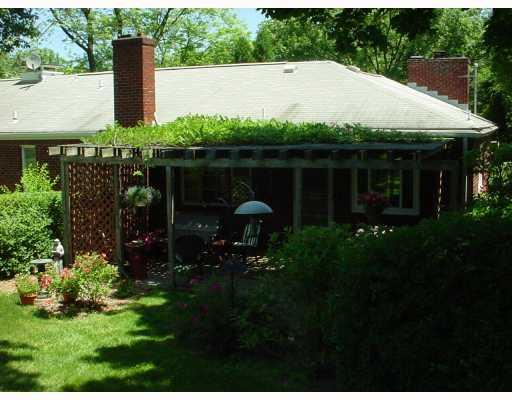 624 Ravencrest Road Pittsburgh, PA 15215 - Photo 2 of 9 Patio/Deck.